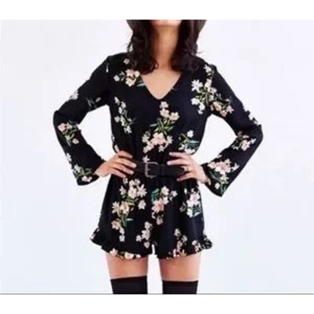 Urban Outfitters Black Floral Shorts Romper XS Playsuit Boho Cottage Festival